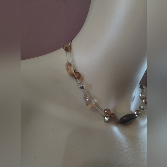 Women's wire beaded necklace - Picture 4 of 4